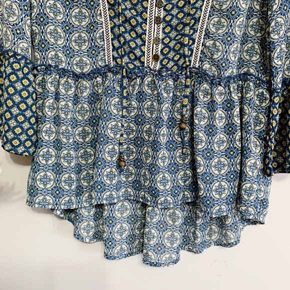 Jolt Women's Blue Tie Neck 3/4 Bell Sleeve Peasant Top - Picture 4 of 8